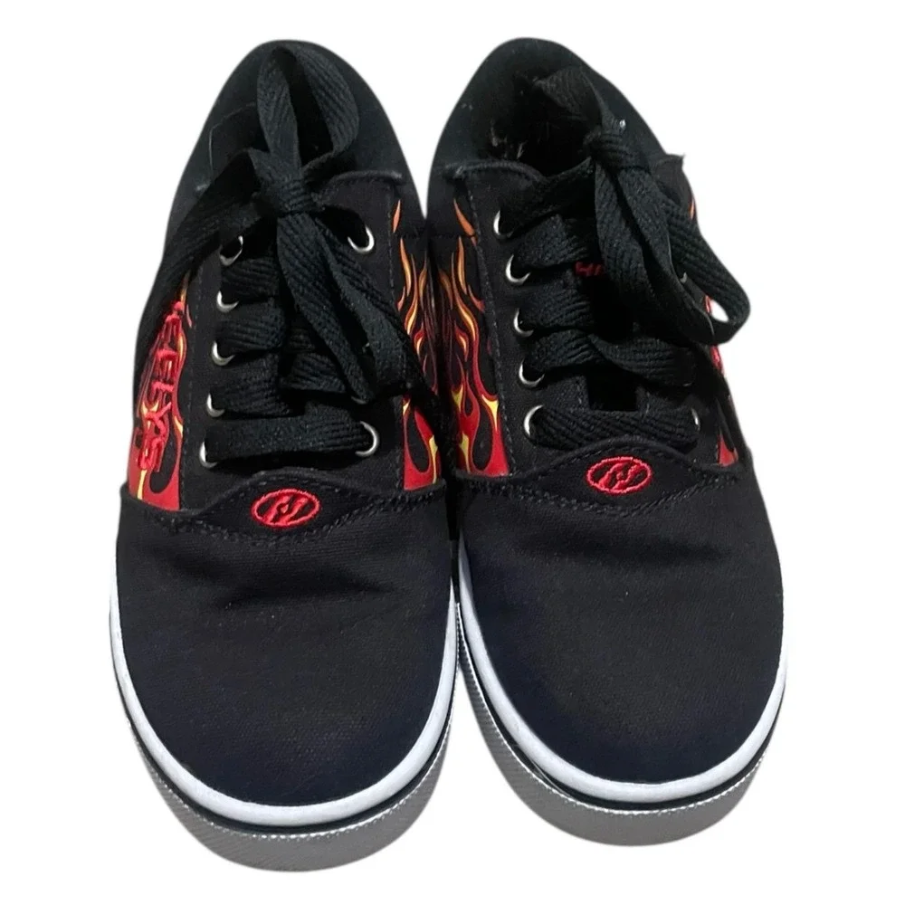 Heelys Kids Black Flame Print Skate Shoes Size 4 Youth (No‎ wheels)